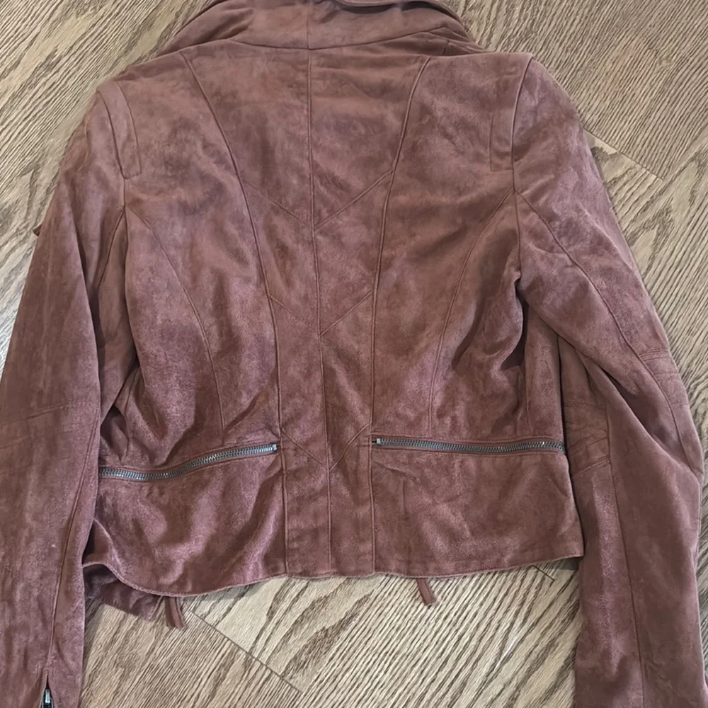 Lulu’s Faux Suede Jacket - Picture 3 of 3